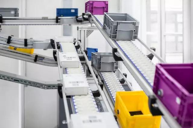 創(chuàng)新的低噪音、易安裝鏈板輸送線VarioFlow plus.jpg